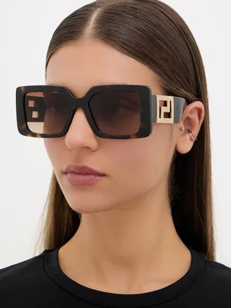 Hodinky Versace hnedá