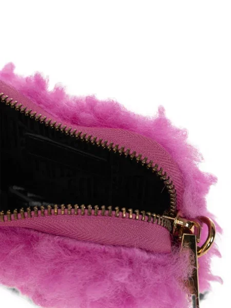 Чанта тип портмоне Kurt Geiger London със сърца розово