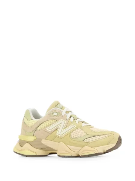 Μπλούζα New Balance με κέντημα από διχτυωτό μπλε