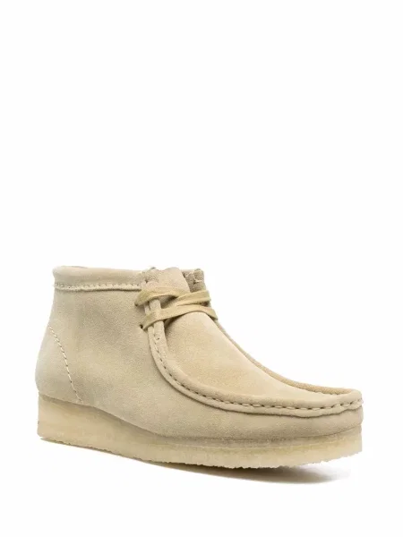 Botine Clarks Originals din piele de căprioară