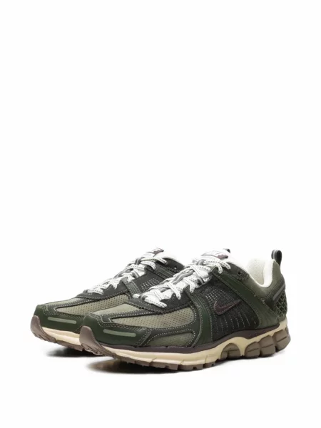 Sneakerși Nike Vomero verde
