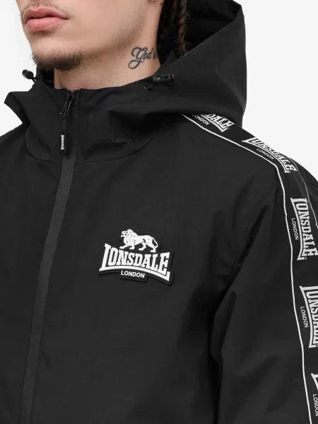 Ветровка Lonsdale черная