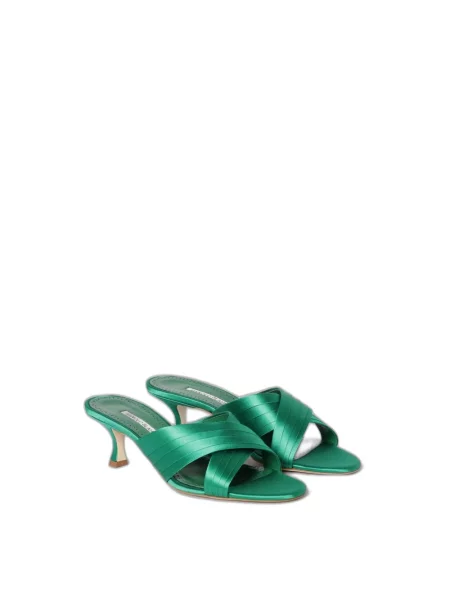 Klapki mules Manolo Blahnik skórzane zielone