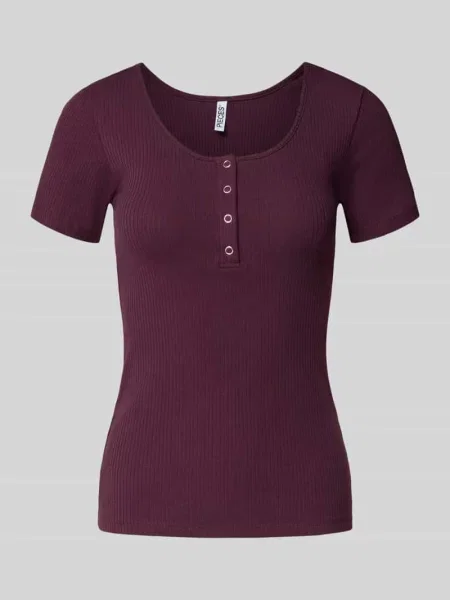 T-shirt o kroju slim fit z mieszanki bawełny model ‘KITTE’ Pieces