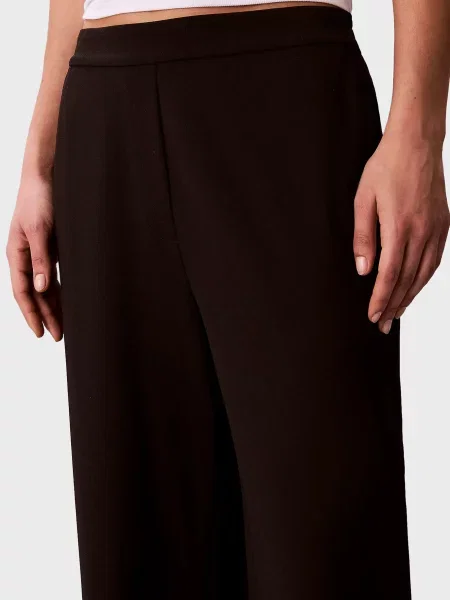 Брюки Calvin Klein из крепа черные