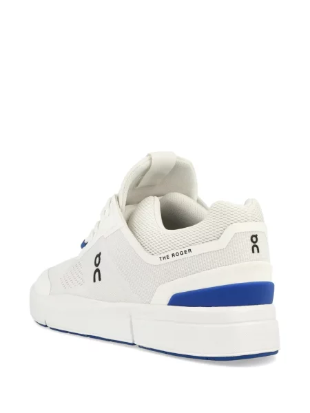 Sneakerși On alb