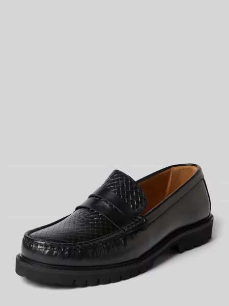 Loafersy ze skóry bydlęcej nappa z profilowaną podeszwą Selected czarne