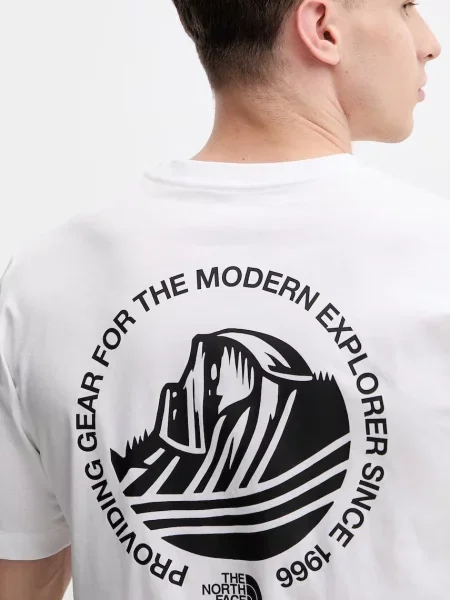Футболка The North Face