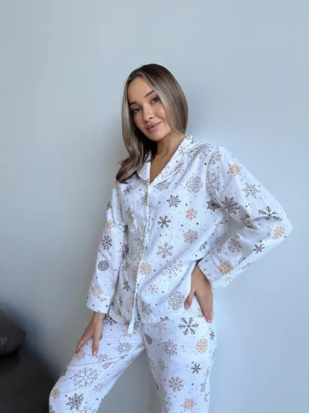 Пижама пижама Cosy белая