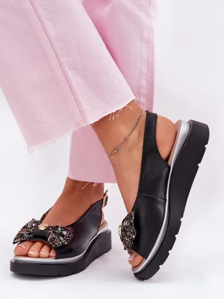 Usnjene sandali Zazoo z lokom s polno peto črna