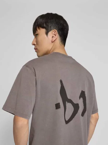 T-shirt z nadrukiem z logo Won Hundred