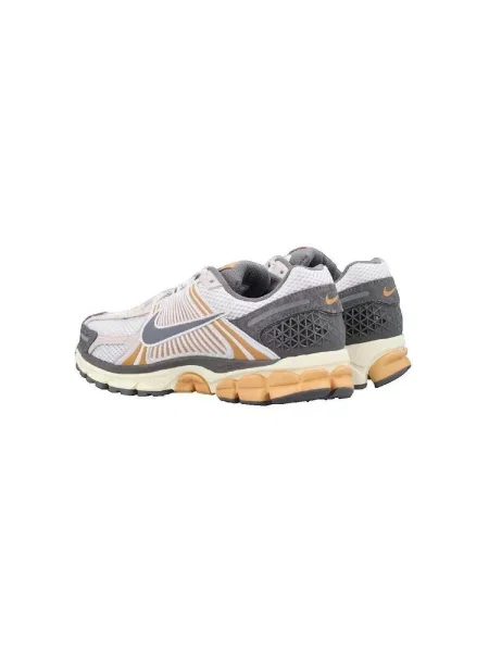 Tenisky Nike Vomero sivá