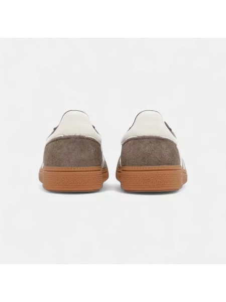 Pantofi Adidas maro