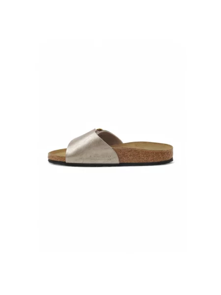 Klapki Birkenstock skórzane na sprzączkę brązowe