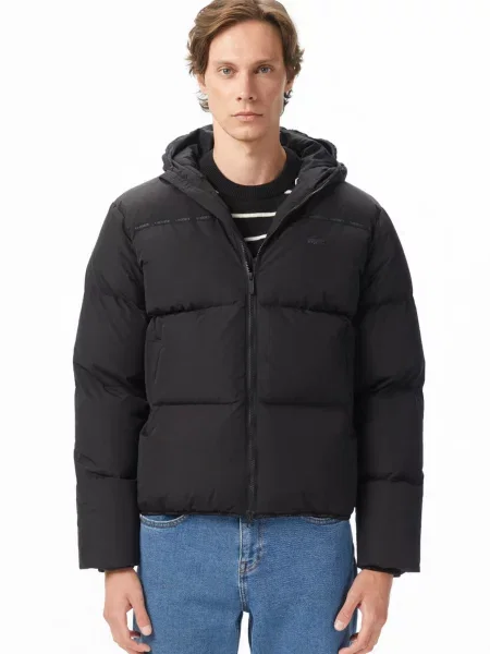 Куртка Lacoste чорна