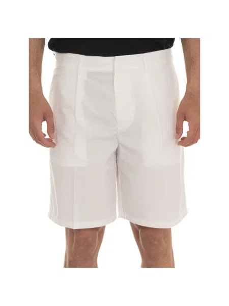 Bermudy Emporio Armani białe