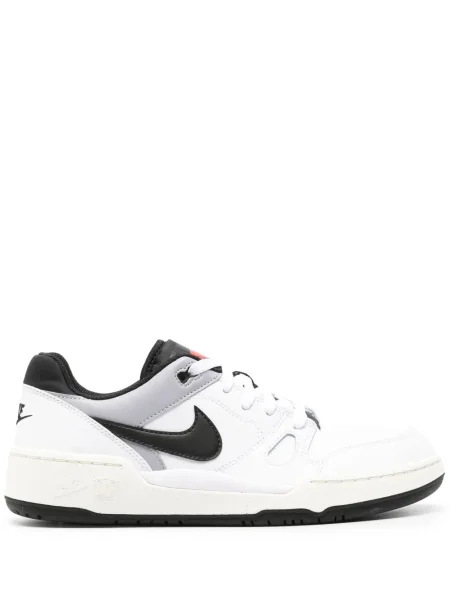 Sneakerși Nike din piele maro