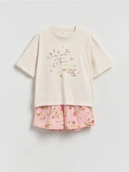 Reserved Pijama din două piese din galben-pal galben