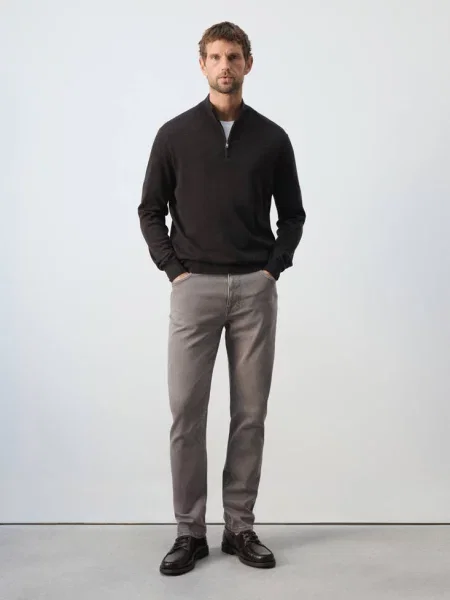 Jeansy Patrick slim fit Ultra Soft Touch norkowy Mężczyzna 40 MANGO MAN szary