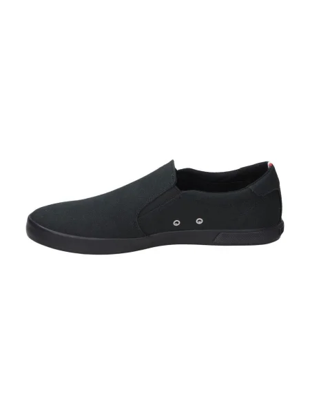 Tommy Hilfiger Teniszcipő Iconic Slip On Sneaker fekete