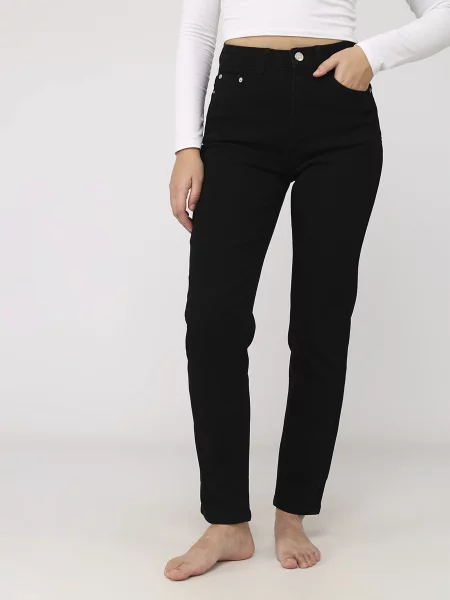 Джинси мом YUKI чорний