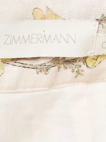 Pantaloni scurți Zimmermann cu model floral cu imagine alb