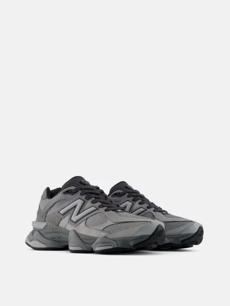 Кожаные повседневные кроссовки New Balance 990 серые