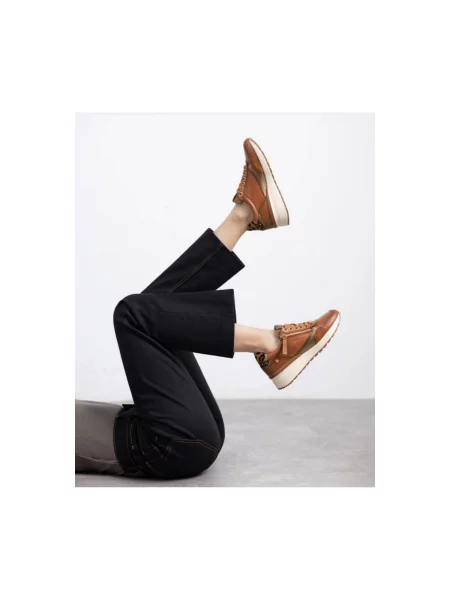 Pantofi Carmela maro