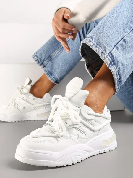 Sneakerși Albi Decorați cu Inserții Colorate și Metalice pe Talpă Groasă Oplevia alb