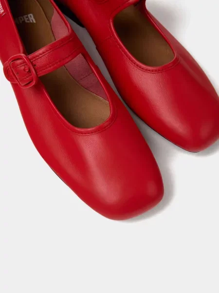 Кожаные балетки Camper красные