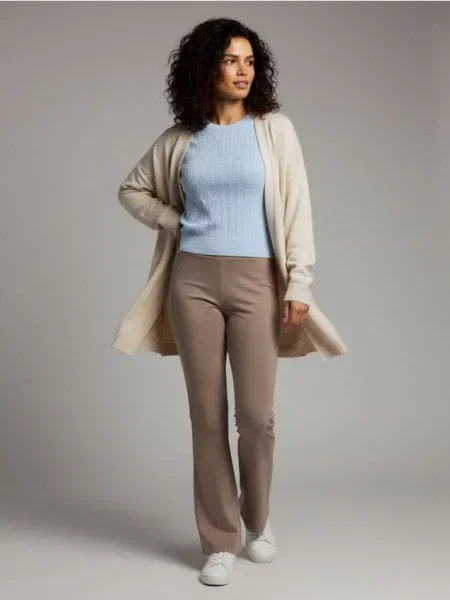 Светр-блузка блакитний