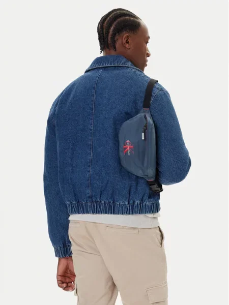 Calvin Klein Torbica za okrog pasu﻿ Bold Waistbag Mornarsko modra