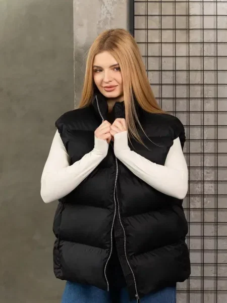 Утеплений жилет Tian чорний