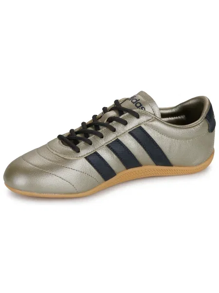 Pantofi Adidas maro