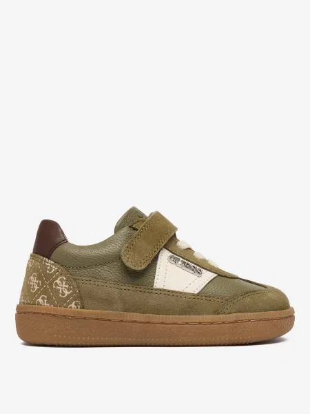 Sneakersy
