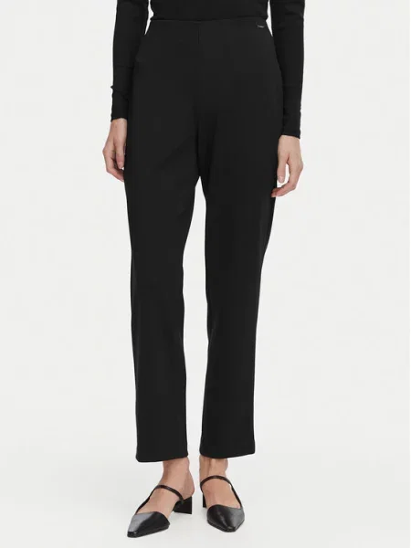 Calvin Klein Hlače iz tkanine Straight Fit črna
