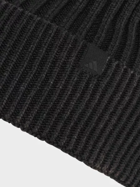 Шапка Adidas черная
