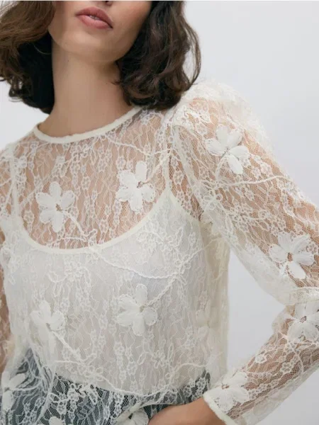 Reserved Мереживна блузка кремовий 