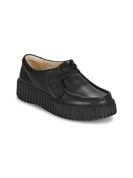 Derby Clarks črna