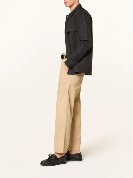 Klasické chinos Hugo