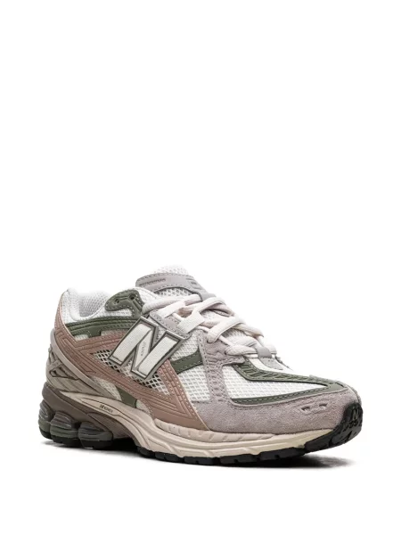 Sneakerși New Balance de in fără toc gri