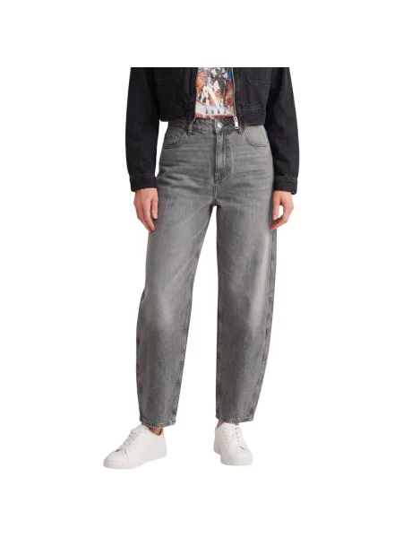 Traperice Jacqueline De Yong siva