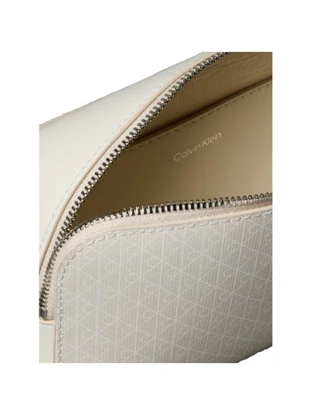 Táska Calvin Klein Emblem Aop Elongated Camera Bag Ekru bézs