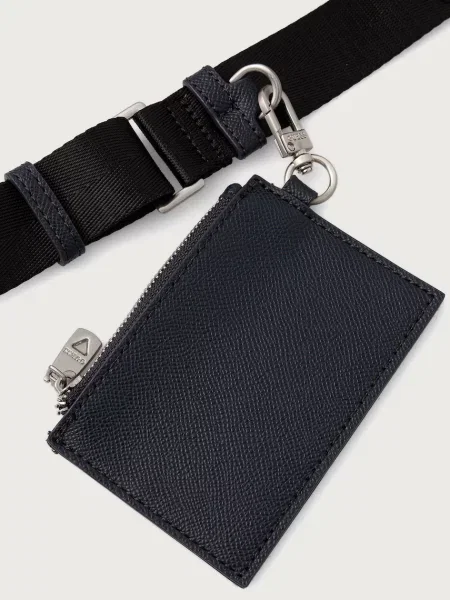 Кожаная сумка Guess