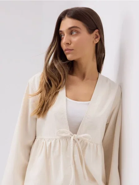 Reserved Sacou din denim cu detaliu de legare crem