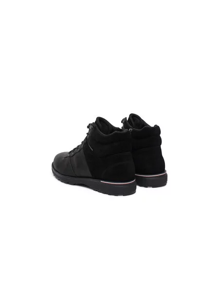 Tommy Hilfiger Bakancs Corporate Outdoor Warm Lth Boot fekete