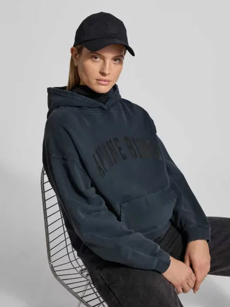 Anine Bing bluza Harvey Sweatshirt szary z kapturem z nadrukiem czarna