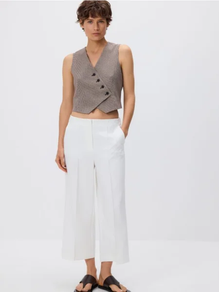 Reserved Pantaloni tip culotte la dungă alb