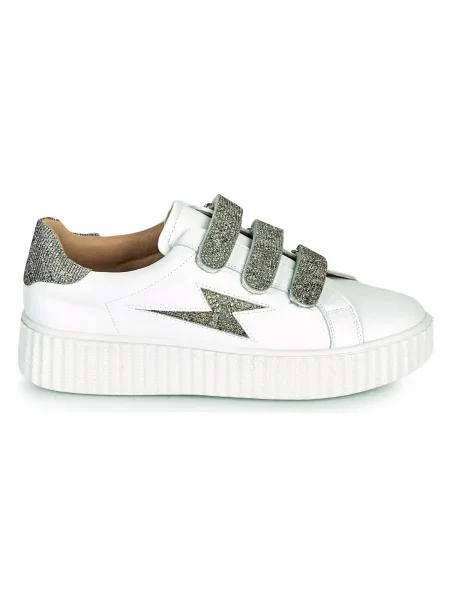 Félcipő Vanessa Wu fehér