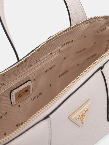 Кожаная сумка-багет Guess